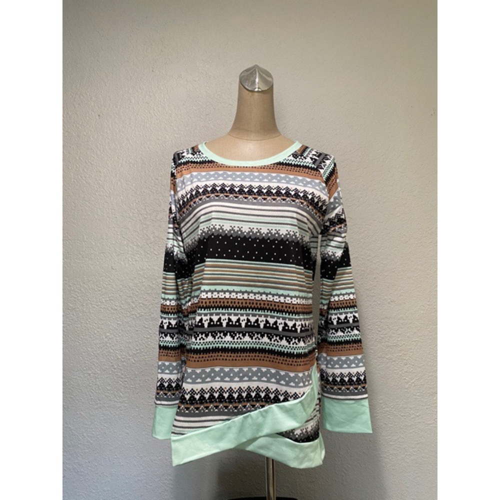 Blue & White Cozy Sweater M
